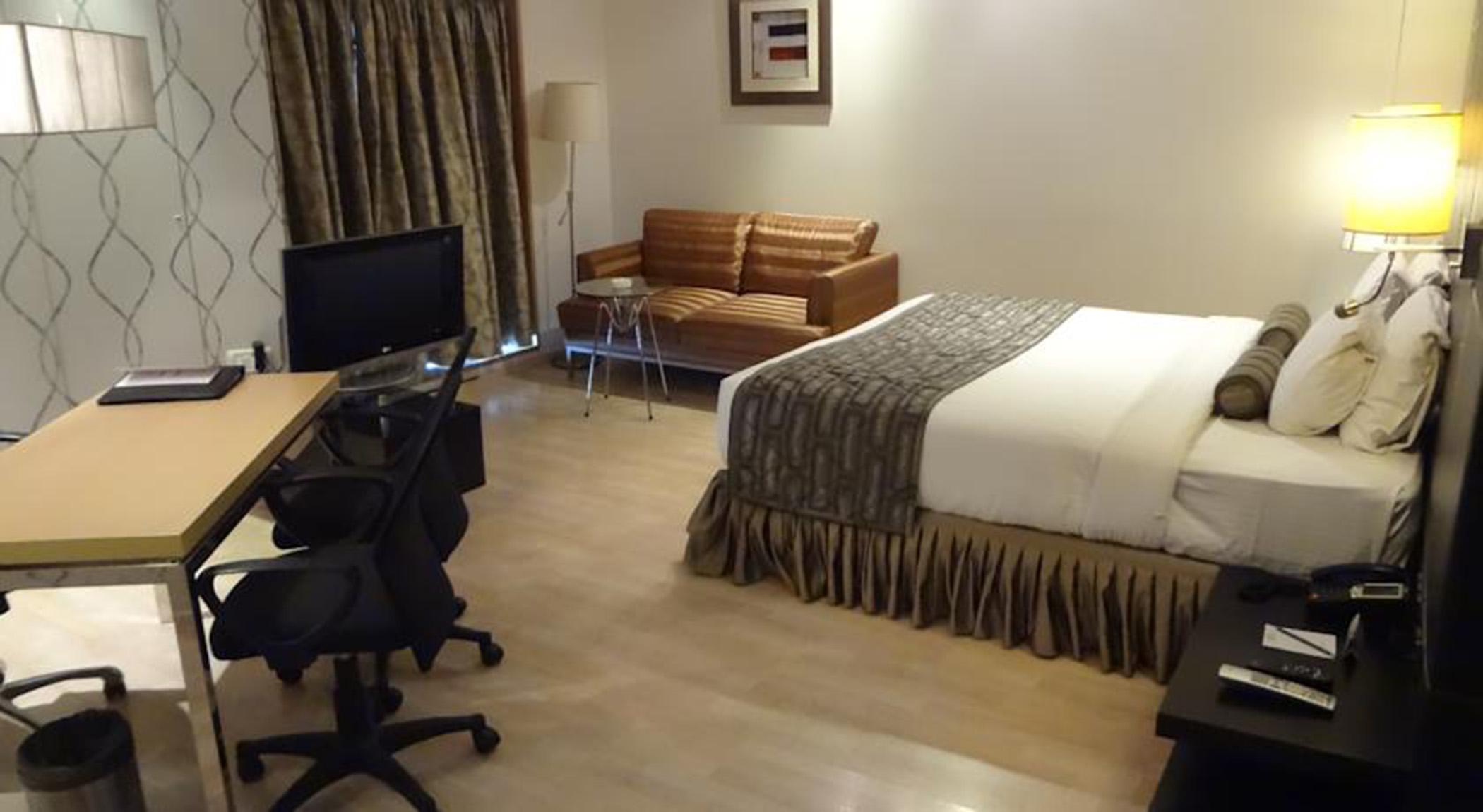 Hotel Satkar Residency Thane Exterior foto